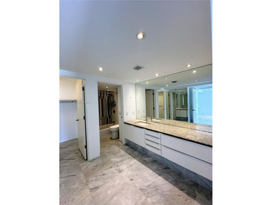 op-floor, fully renovated 1-bedroom unit offers 2 Dedicated