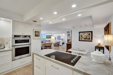 Welcome to this beautiful Penthouse at the Prestigious Towers of