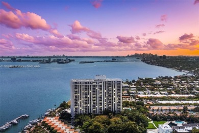 Welcome to this beautiful Penthouse at the Prestigious Towers of