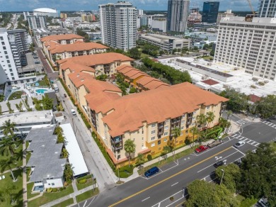 Great DOWNTOWN LOCATION.  Walk to restaurants, theaters, museums