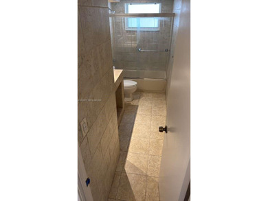 Beautiful 2-bedroom, 2-bath condo in the highly desirable Jade