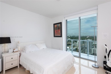 Beautiful corner residence at Axis on Brickell with unobstructed