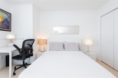 Beautiful corner residence at Axis on Brickell with unobstructed