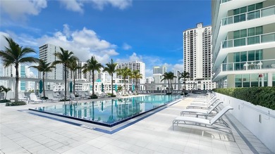 Beautiful corner residence at Axis on Brickell with unobstructed
