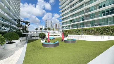 Beautiful corner residence at Axis on Brickell with unobstructed