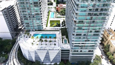 Beautiful corner residence at Axis on Brickell with unobstructed