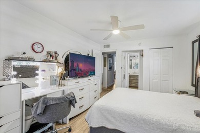 INVESTOR FRIENDLY!! Can rent immediately. 1st Floor CORNER unit