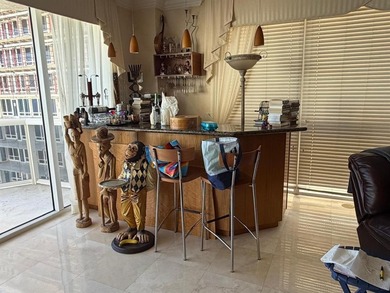 Luxurious, completely renovated lobby in this stunning high-rise