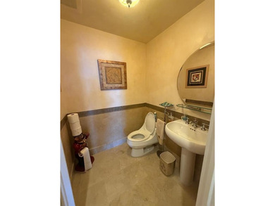 Luxurious, completely renovated lobby in this stunning high-rise