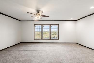 Views, Views, Views! 120 acres of gently rolling grasslands are