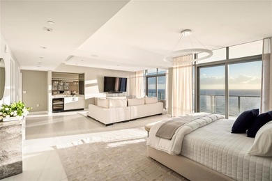 Penthouse 03 at Solemar will take your breath away, over 4600
