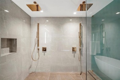 Penthouse 03 at Solemar will take your breath away, over 4600