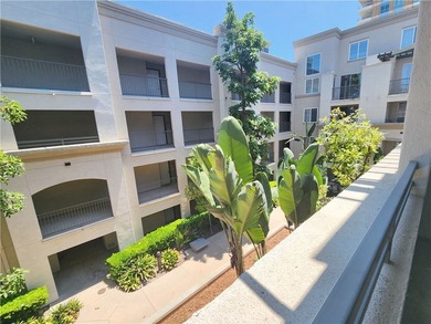 Private and peaceful, this beautifully updated third-floor condo