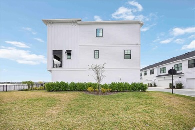 Exceptional end-unit townhome in Emerald Landing at Waterside