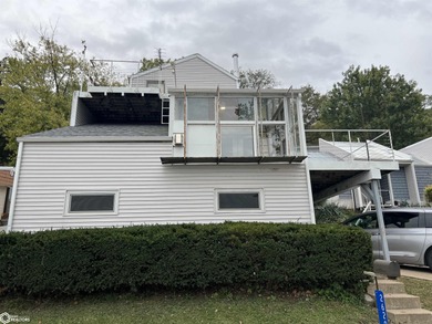 HUGE PRICE DROP: *For this new price lots of house, river view