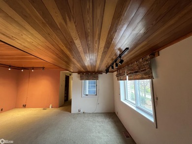 HUGE PRICE DROP: *For this new price lots of house, river view