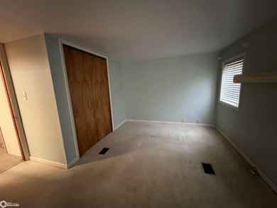 HUGE PRICE DROP: *For this new price lots of house, river view