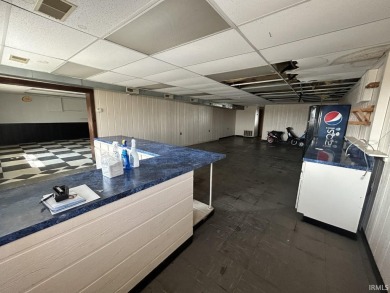 Opportunity to purchase a past very successful grocery Store/ice