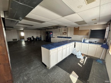 Opportunity to purchase a past very successful grocery Store/ice