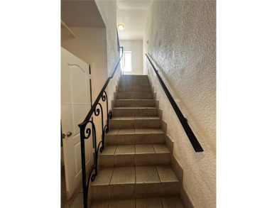 BEAUTIFUL ART DECO STUDIO LOCATED IN SOUTH BEACH MIAMI BEACH