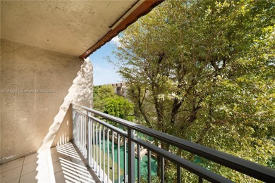 Spacious 2-Bedroom Condo in Prime Central Miami Location!
