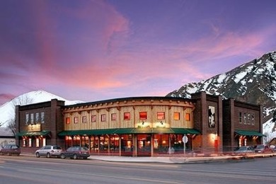 This is a 4-plex, stadium seated, theatre of approx 10,700 sf