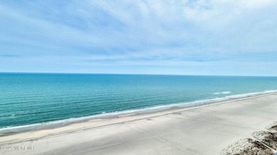 OCEAN FRONT PENTHOUSE! Welcome to this luxurious 2-bedroom