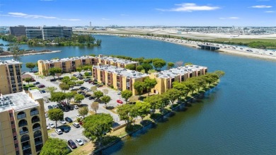 Modern 2-Bedroom / 2-Bathroom Apartment with Stunning Lake View