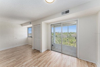 One or more photo(s) has been virtually staged. Welcome to the