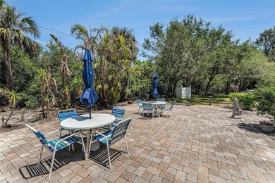 One or more photo(s) has been virtually staged. Welcome to the