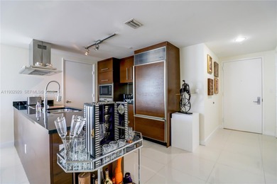 Motivated seller. Exceptional Corner 2BD / 2BA on the 40th floor