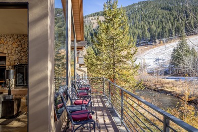 Hassle-free vacation home: Stunning mountain vistas greet you