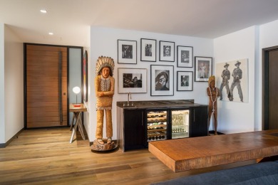 Premier west-facing Limelight Hotel Residence with Baldy views