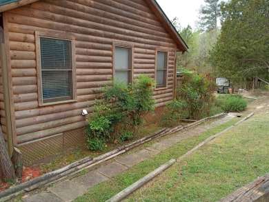 This charming single-family home in Modoc, SC was built in 1978