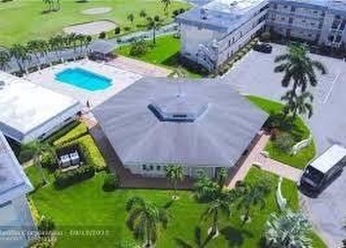 Cozy condo that is well priced in the heart of Lauderhill, FL