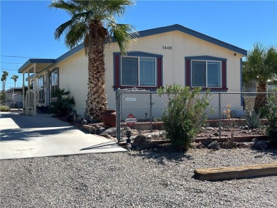 Gorgeous Fleetwood Doublewide on Owned Land - No HOA!