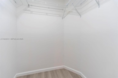 ****STUNNING TURNKEY 1-Bed 1-Bath CONDO IN THE HEART OF THE FORT