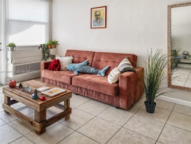 Excellent 1/1 in desired Coral Springs Area with 619 sqft, OK to