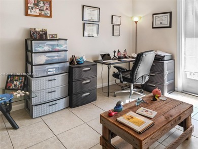 Excellent 1/1 in desired Coral Springs Area with 619 sqft, OK to