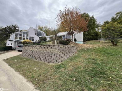 HUGE PRICE DROP: *For this new price lots of house, river view