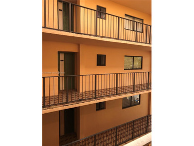 Gorgeous 2-bedroom, 2 full-bath unit ideally located in West