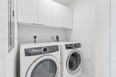 One of the most functional 1 Bed + Den layouts at Paramount