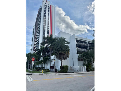 Stunning 2BD/2BA unit at the prestigious Beachwalk Resort in