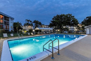 Come see this spacious condo in desirable Royal Park.  Excellent