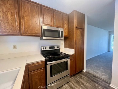 Welcome to Algarrobo! This nicely updated condo is located in