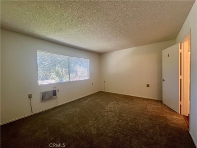 Welcome to Algarrobo! This nicely updated condo is located in