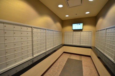 GREAT LOCATION Beautiful 2 bedroom, 1.5 bath condo located in