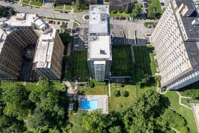 Situated on the 16th floor of Marine Towers East, this move in