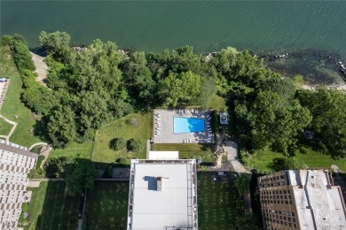 Situated on the 16th floor of Marine Towers East, this move in