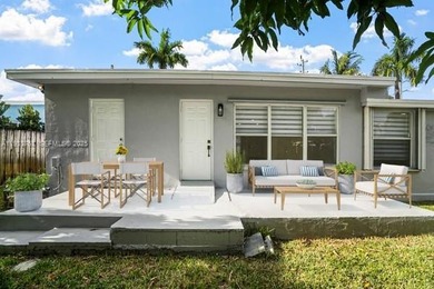 Beautiful renovated house , 4 bedrooms and 3 bathrooms, very